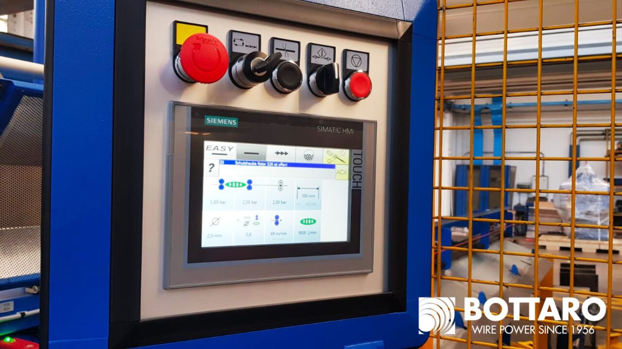 Proseguono i lavori di cablaggio delle macchine per una produzione sempre più efficiente