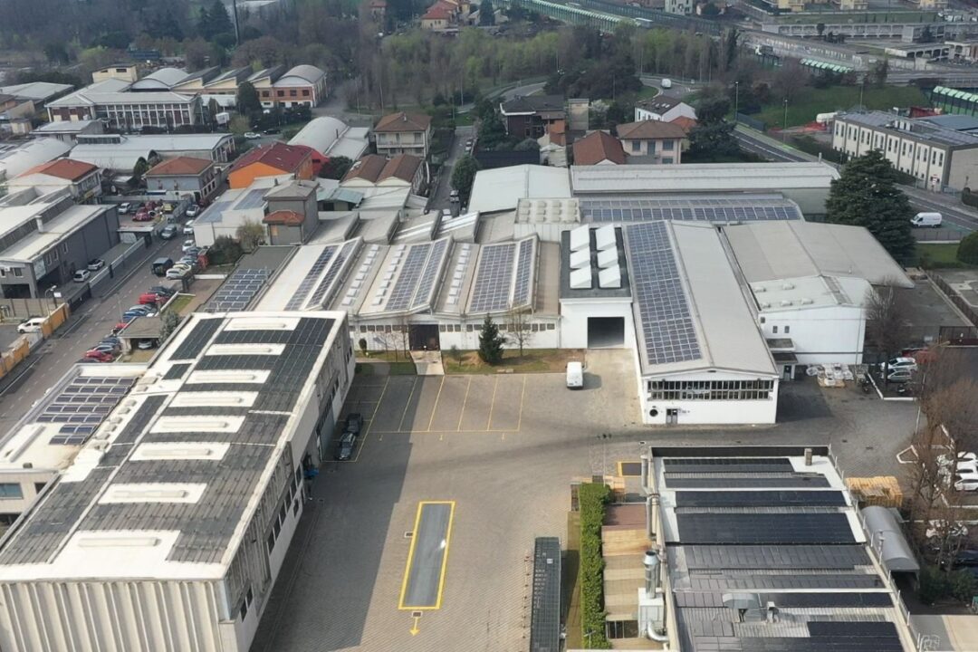 Stabilitmento logistico di Novate Milanese di Bottaro